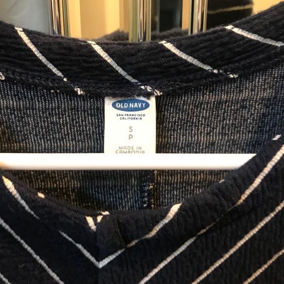 Old navy size small dress - Picture 3 of 8